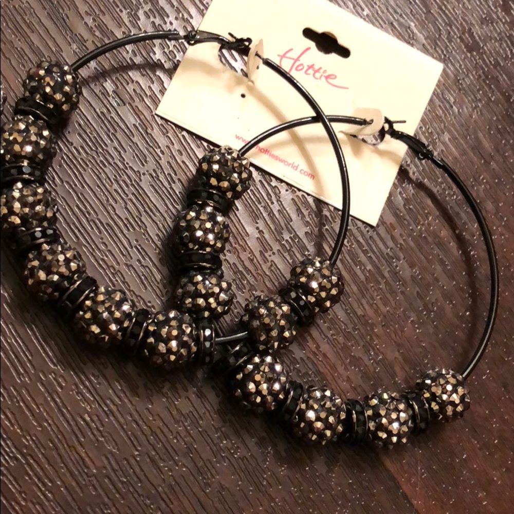 Hoop earring bundle - Picture 2 of 3